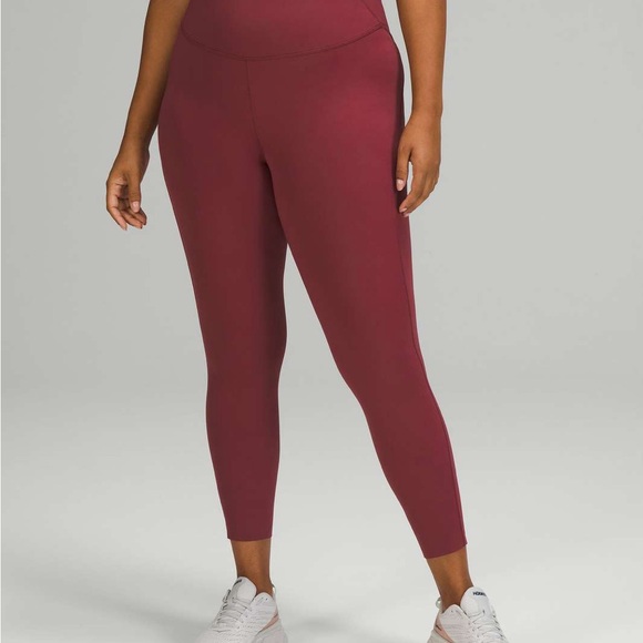Lululemon Base Pace High-Rise Running Tight 25"
Mulled Wine - Picture 3 of 10
